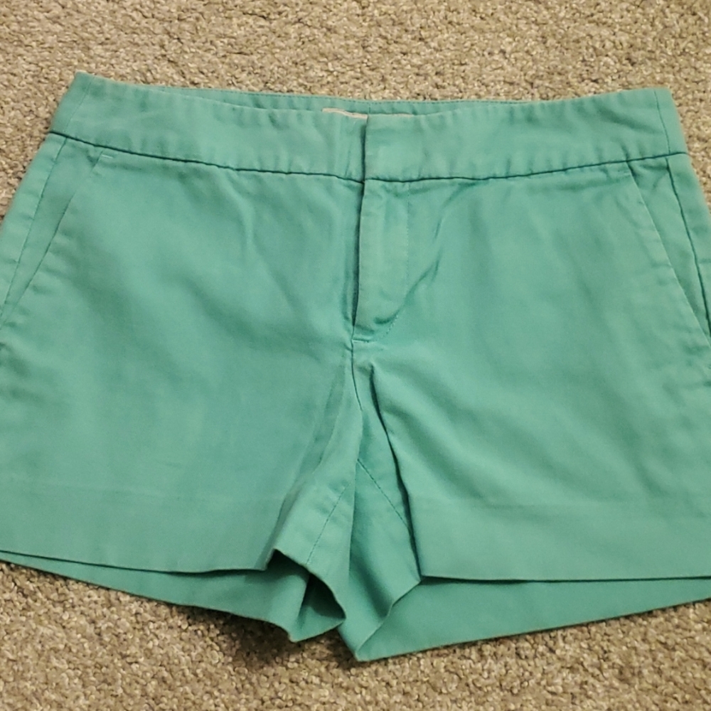Size 0 Banana Republic Hampton Fit shorts